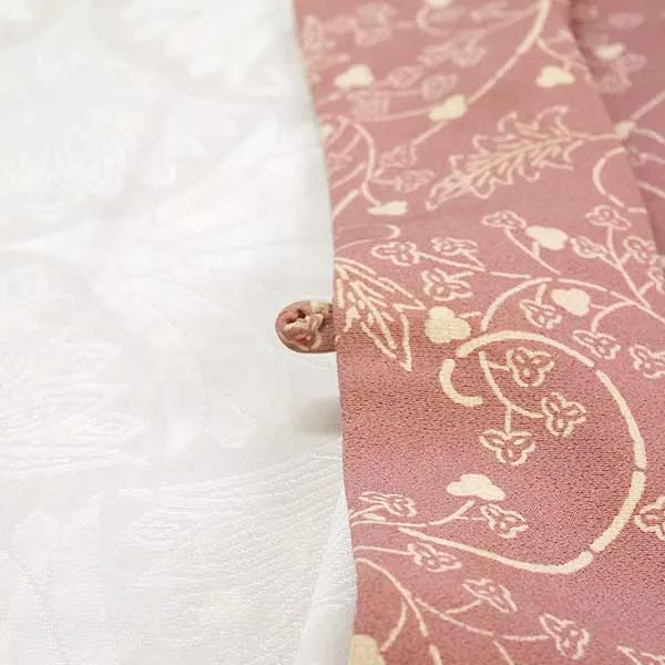 Vintage Haori Kimono Jacket Silk, Muted Pink, Maples, Classic Arabesque Pattern